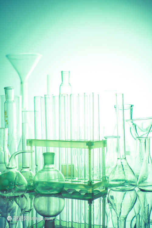 信息技術驅動化學醫學實驗室玻璃創新研究